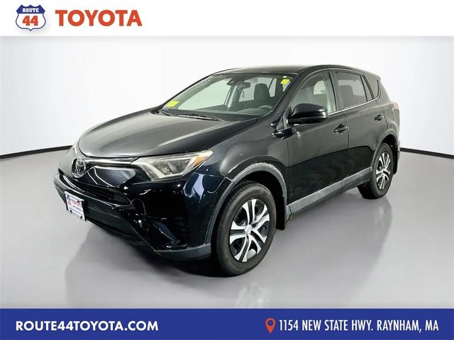2017 Toyota RAV4 LE AWD photo