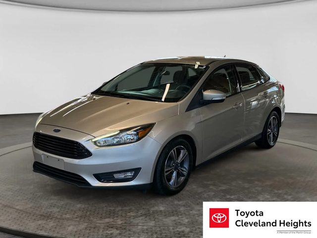 2017 Ford Focus SE FWD photo