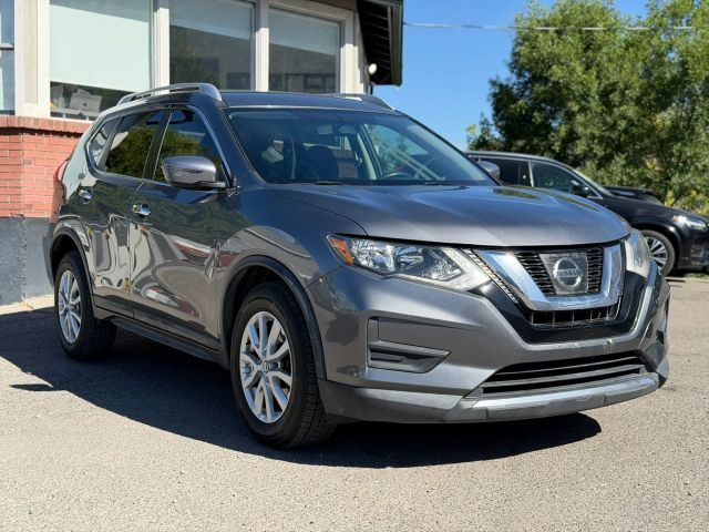 2017 Nissan Rogue SV AWD photo