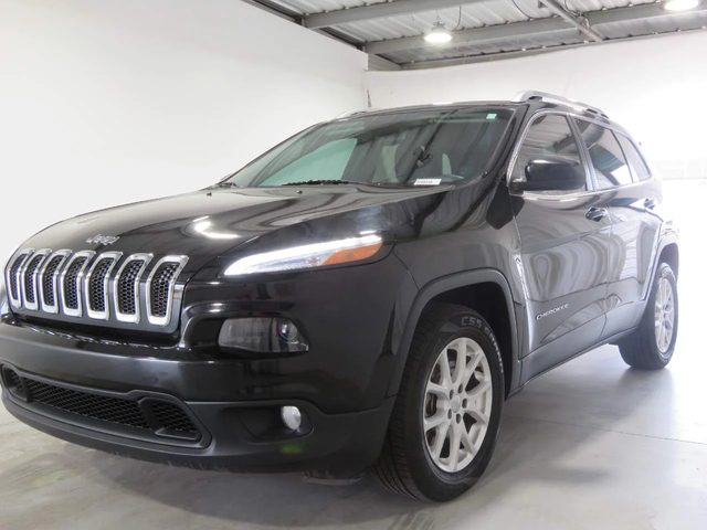 2018 Jeep Cherokee Latitude FWD photo