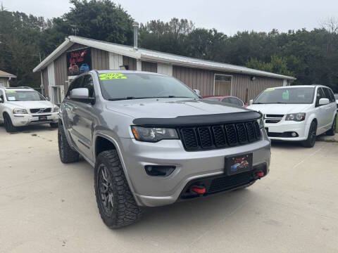 2018 Jeep Grand Cherokee Altitude 4WD photo