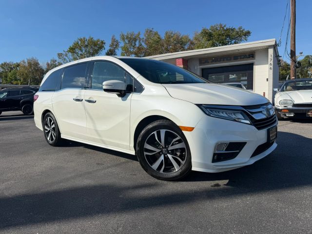 2018 Honda Odyssey Elite FWD photo