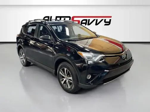 2018 Toyota RAV4 XLE AWD photo