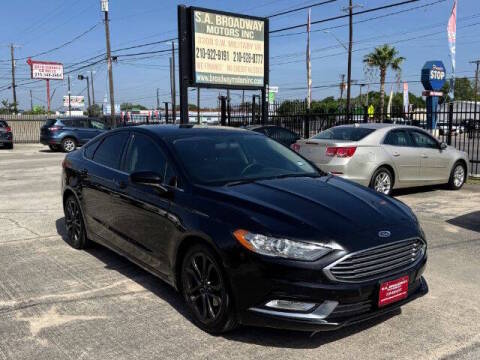 2018 Ford Fusion SE FWD photo