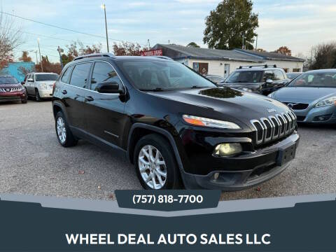 2018 Jeep Cherokee Latitude Plus FWD photo