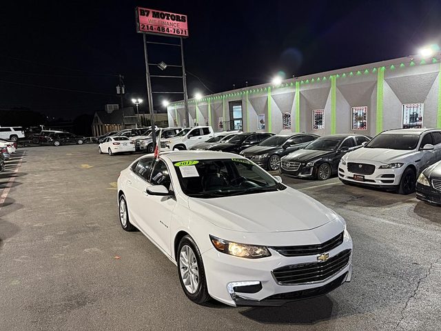 2017 Chevrolet Malibu LT FWD photo