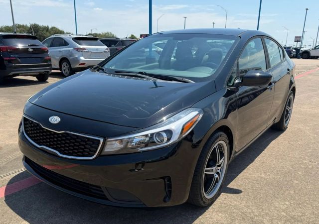 2017 Kia Forte LX FWD photo