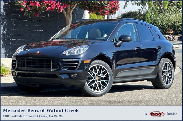 2018 Porsche Macan AWD photo
