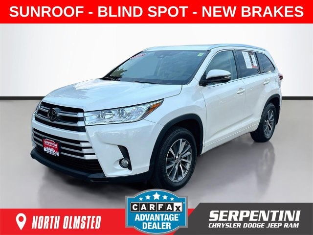 2017 Toyota Highlander XLE AWD photo