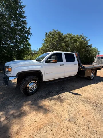 2017 GMC Sierra 3500HD  4WD photo