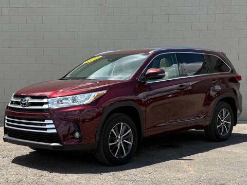 2017 Toyota Highlander XLE AWD photo