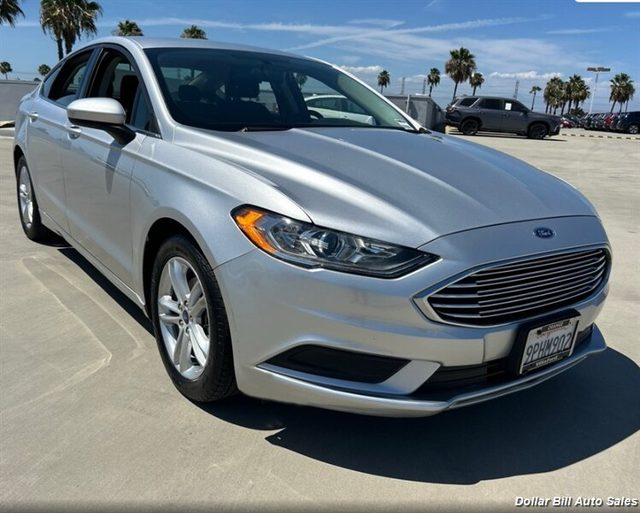 2018 Ford Fusion SE FWD photo