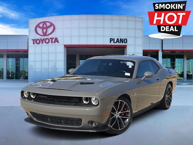 2018 Dodge Challenger R/T Scat Pack RWD photo