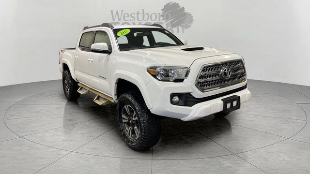 2017 Toyota Tacoma TRD Sport 4WD photo