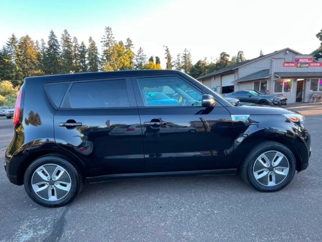 2017 Kia Soul EV FWD photo
