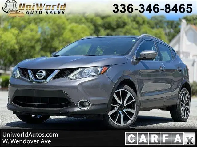 2017 Nissan Rogue Sport SL AWD photo