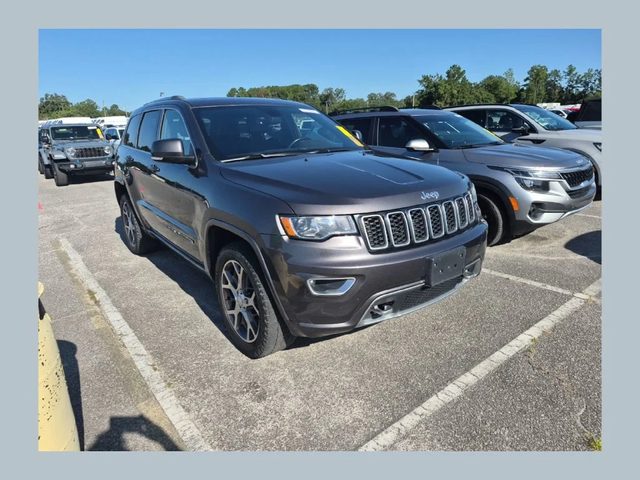 2018 Jeep Grand Cherokee Sterling Edition 4WD photo