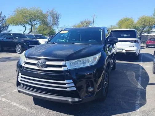 2017 Toyota Highlander XLE FWD photo