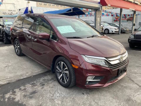 2018 Honda Odyssey Elite FWD photo