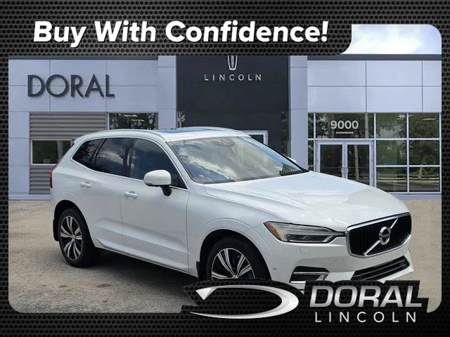 2018 Volvo XC60 Momentum AWD photo