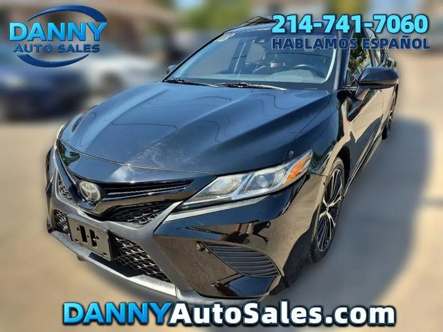 2018 Toyota Camry SE FWD photo