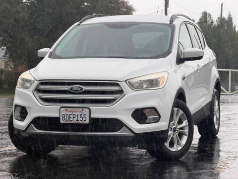 2018 Ford Escape SE FWD photo