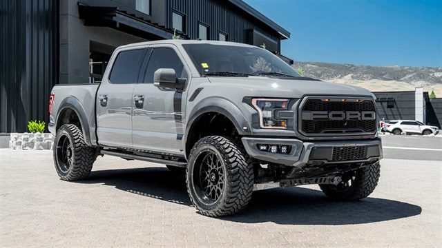 2018 Ford F-150 Raptor 4WD photo