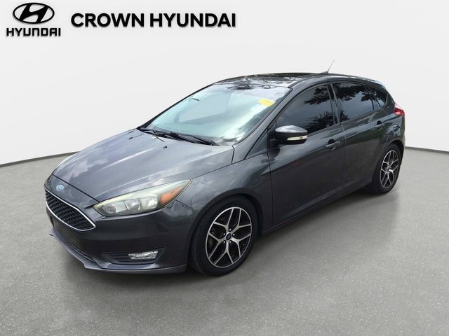 2017 Ford Focus SEL FWD photo