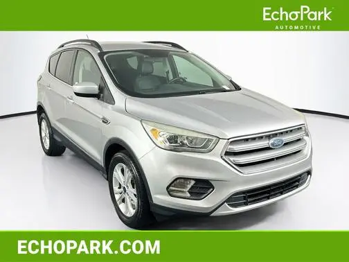 2017 Ford Escape SE FWD photo
