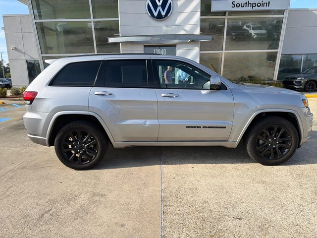 2018 Jeep Grand Cherokee Altitude 4WD photo