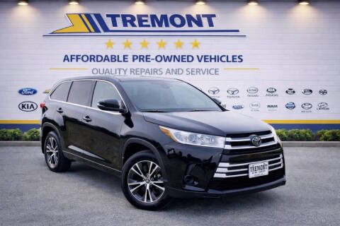 2017 Toyota Highlander LE AWD photo