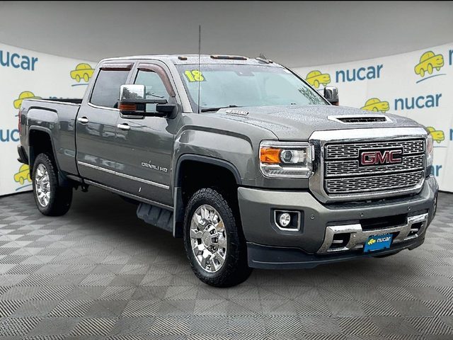 2018 GMC Sierra 2500HD Denali 4WD photo