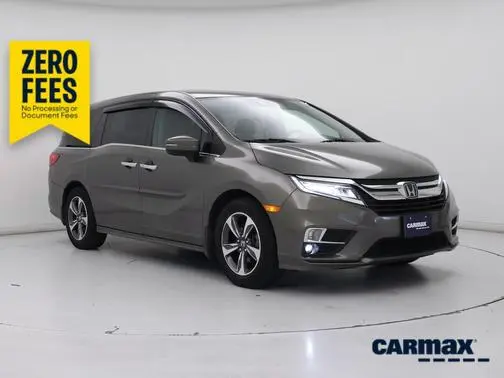 2018 Honda Odyssey Touring FWD photo