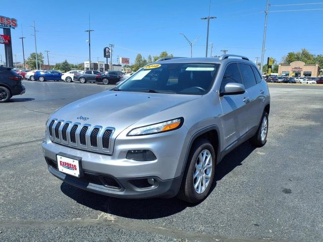 2018 Jeep Cherokee Latitude FWD photo
