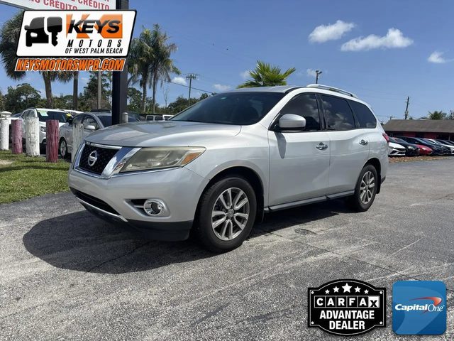 2015 Nissan Pathfinder SV FWD photo