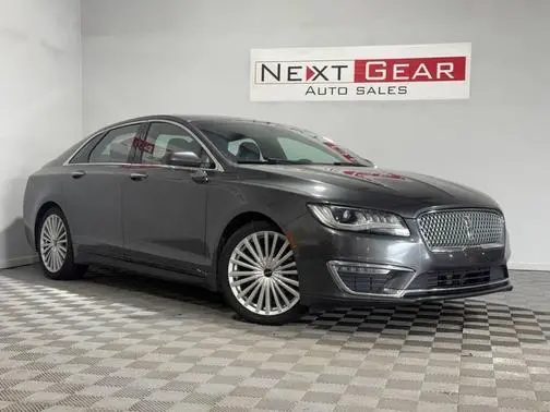 2017 Lincoln MKZ Reserve FWD photo