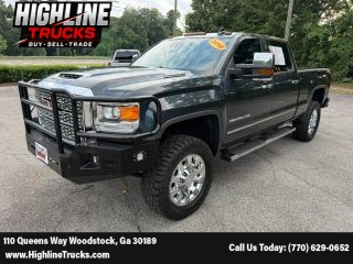 2018 GMC Sierra 2500HD Denali 4WD photo