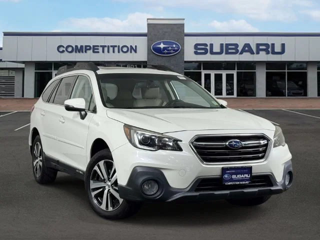 2018 Subaru Outback Limited AWD photo