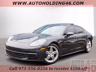 2018 Porsche Panamera 4 AWD photo