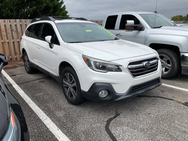 2018 Subaru Outback Limited AWD photo