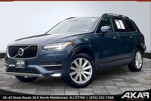 2018 Volvo XC90 Momentum AWD photo