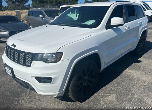 2018 Jeep Grand Cherokee Altitude 4WD photo