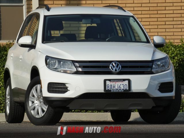 2017 Volkswagen Tiguan FWD photo
