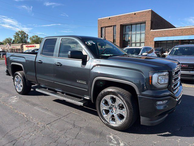 2018 GMC Sierra 1500 SLE 4WD photo
