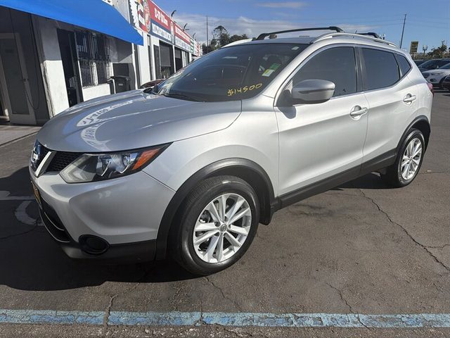2017 Nissan Rogue Sport SV AWD photo