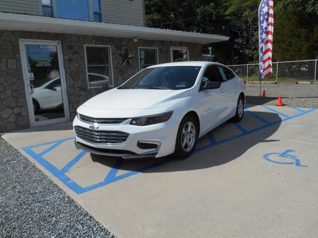 2017 Chevrolet Malibu LS FWD photo