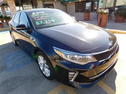 2018 Kia Optima S FWD photo