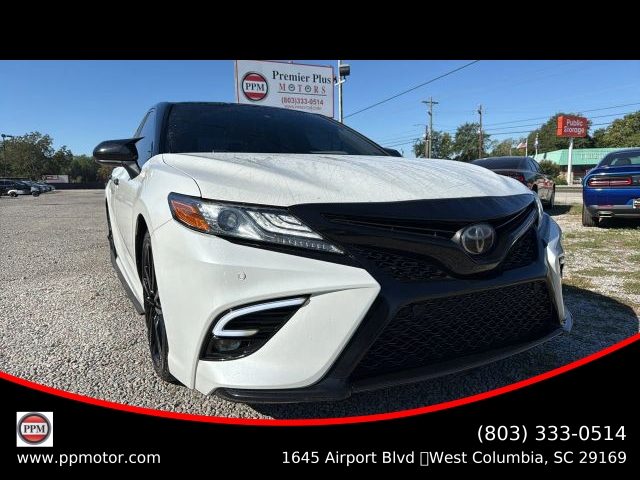 2018 Toyota Camry XSE FWD photo