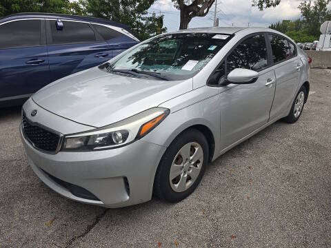 2017 Kia Forte LX FWD photo