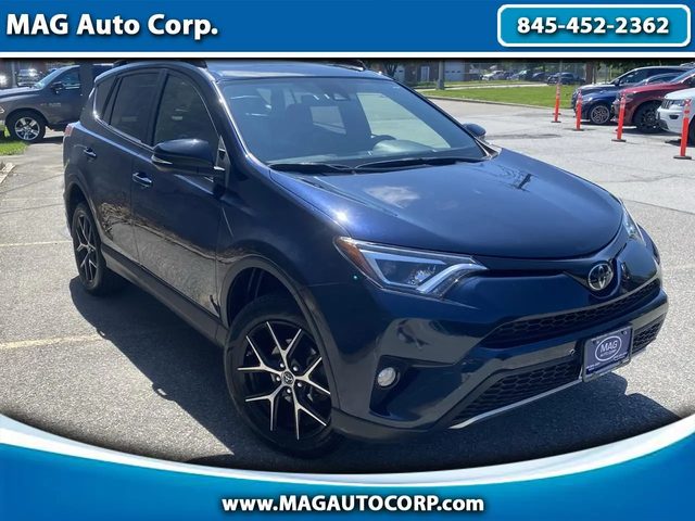 2017 Toyota RAV4 SE AWD photo